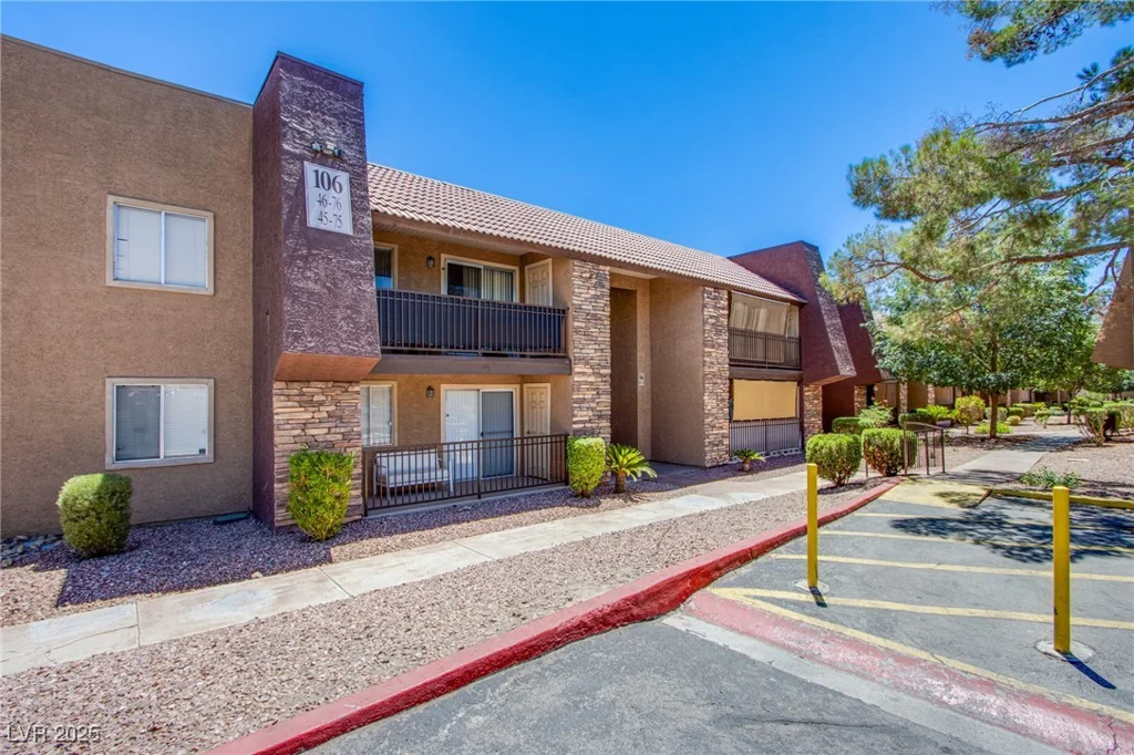 4310 Sandy River, Las Vegas, NV 89103