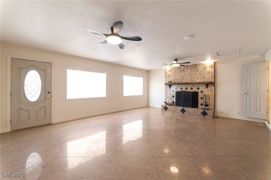 2921 Bassler, North Las Vegas, NV 89030