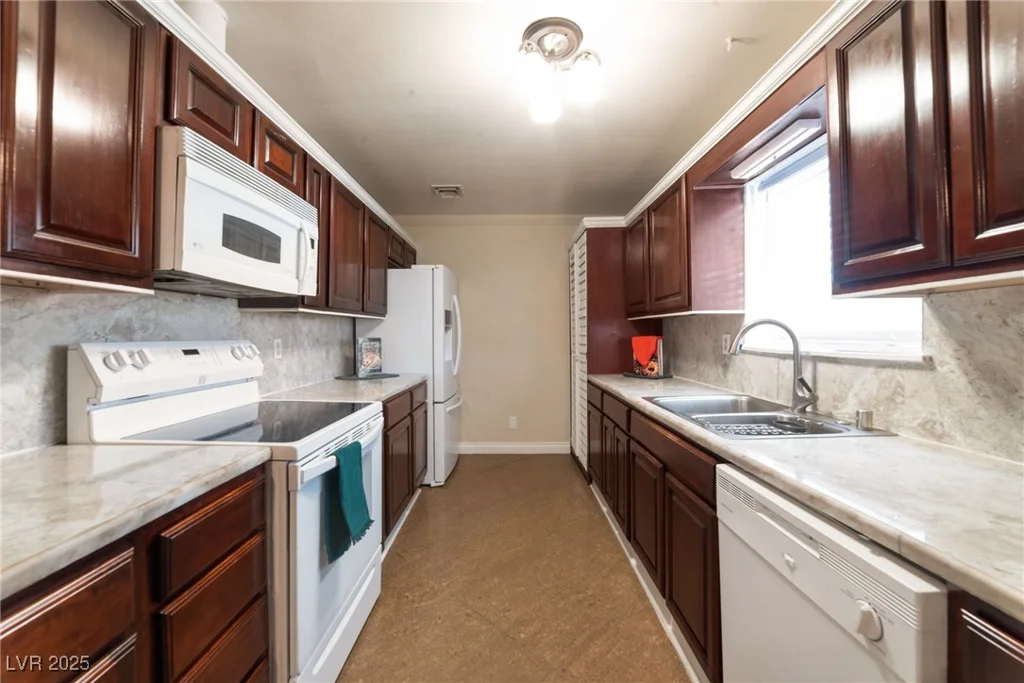 2921 Bassler, North Las Vegas, NV 89030