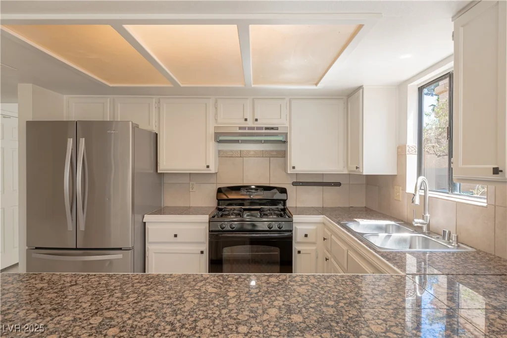 6601 Pepperidge, Las Vegas, NV 89108
