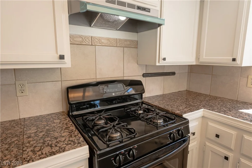 6601 Pepperidge, Las Vegas, NV 89108