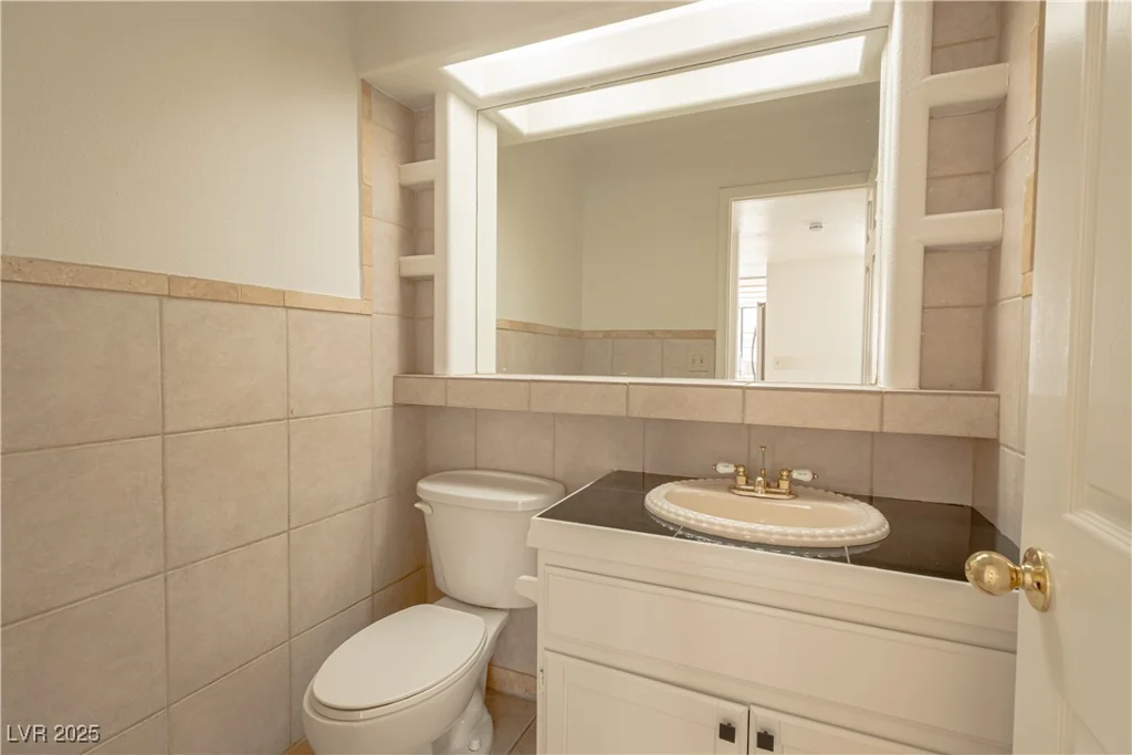 6601 Pepperidge, Las Vegas, NV 89108