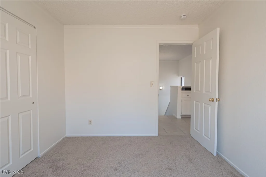 6601 Pepperidge, Las Vegas, NV 89108