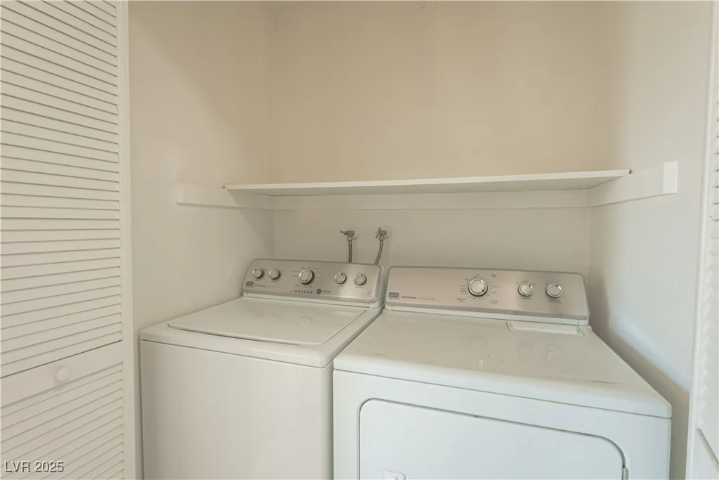 6601 Pepperidge, Las Vegas, NV 89108
