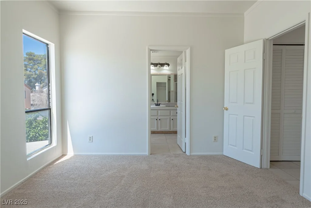 6601 Pepperidge, Las Vegas, NV 89108
