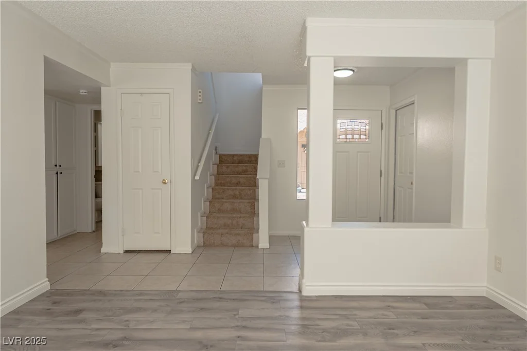 6601 Pepperidge, Las Vegas, NV 89108