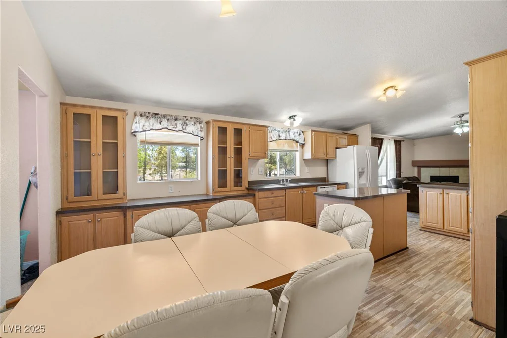 1581 Dyer, Pahrump, NV 89048