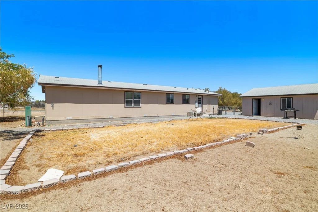 1581 Dyer, Pahrump, NV 89048
