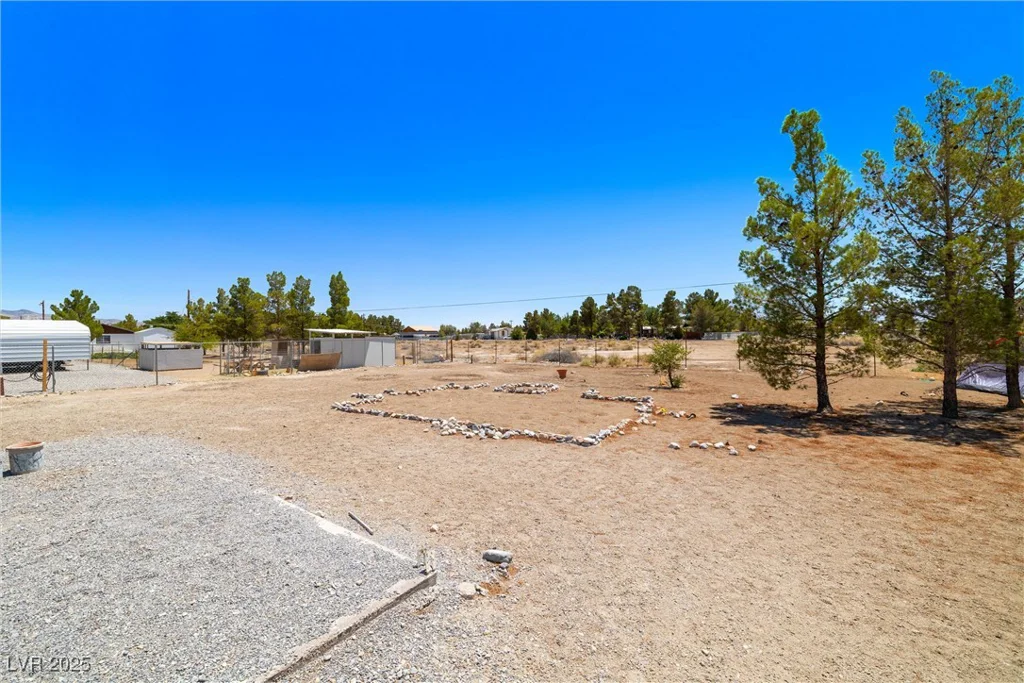 1581 Dyer, Pahrump, NV 89048
