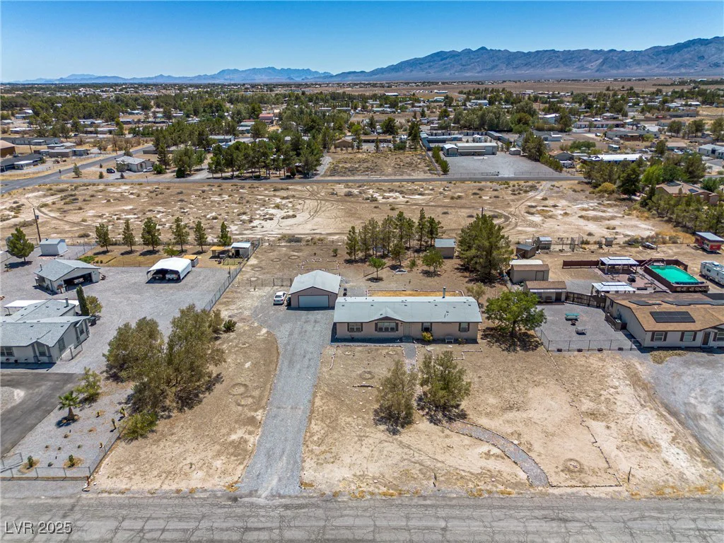 1581 Dyer, Pahrump, NV 89048