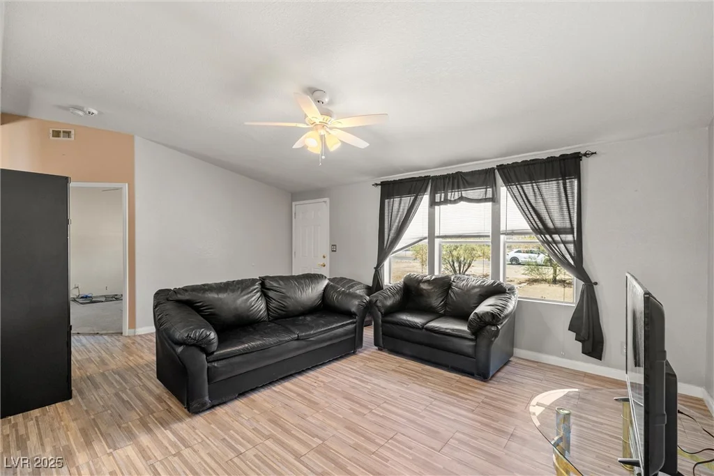 1581 Dyer, Pahrump, NV 89048