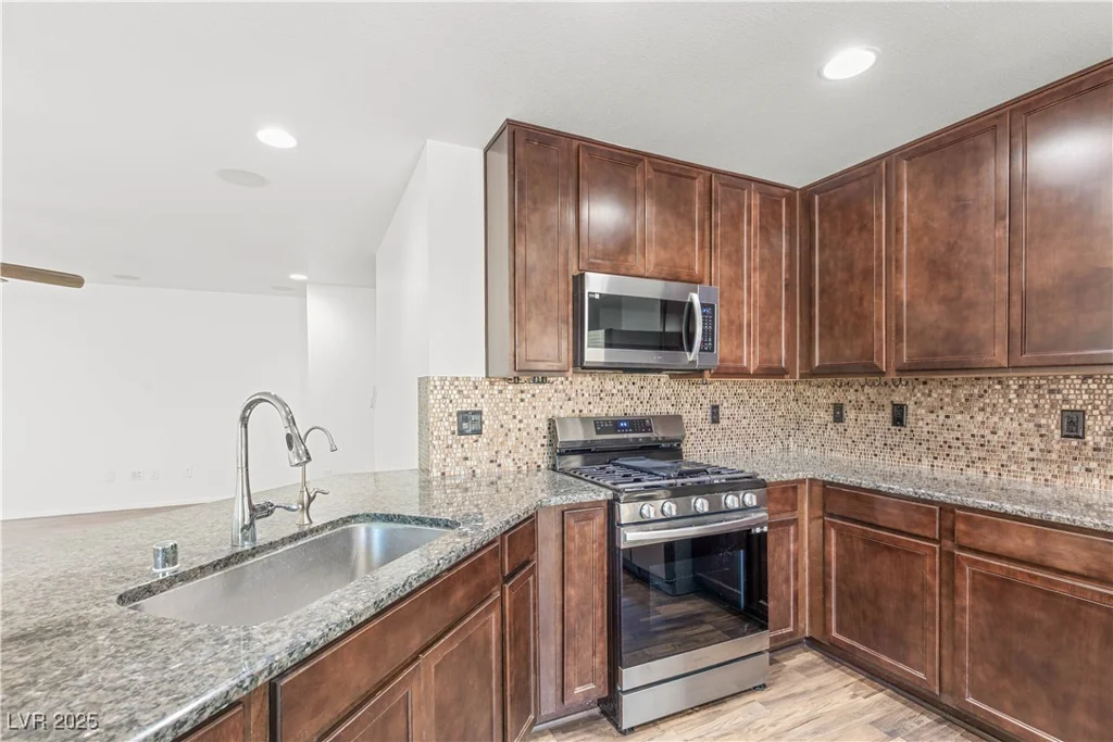 8930 Ford, Las Vegas, NV 89148