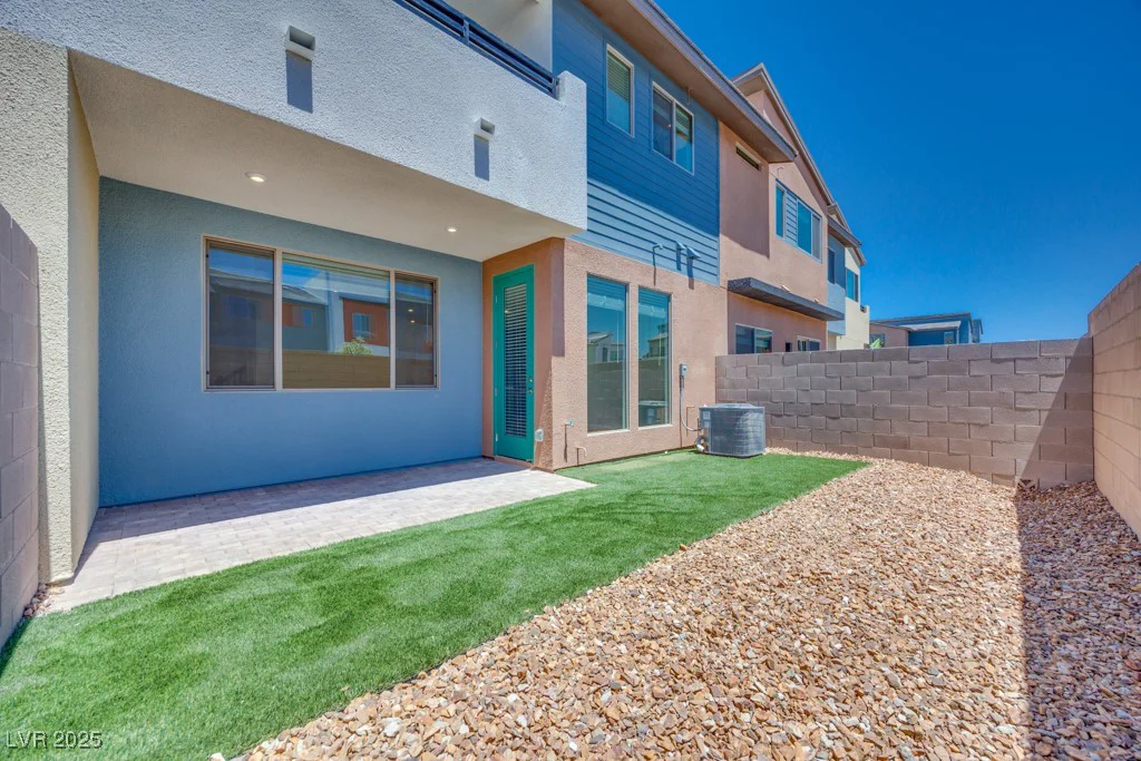 4343 Tallow Falls, Las Vegas, NV 89141