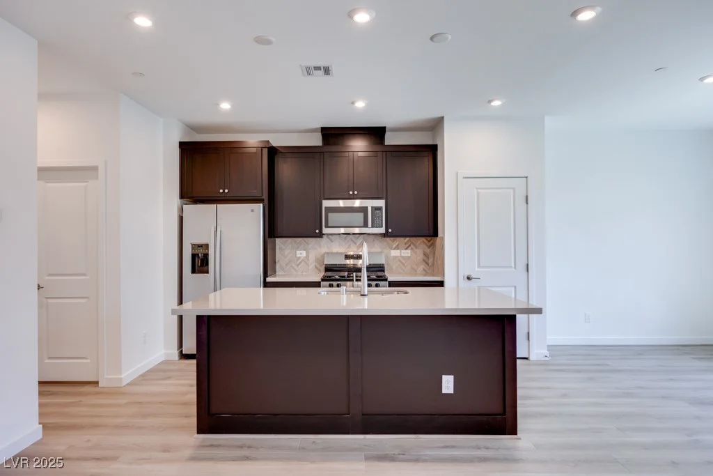 4343 Tallow Falls, Las Vegas, NV 89141