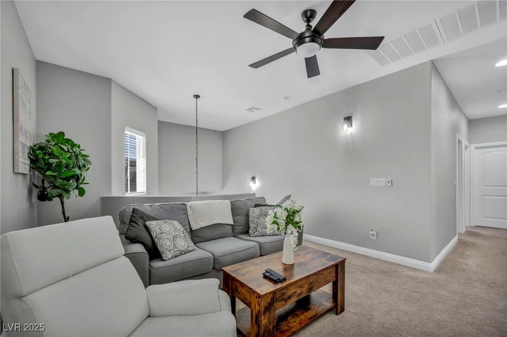 8042 Mosaic Sunrise, Las Vegas, NV 89166