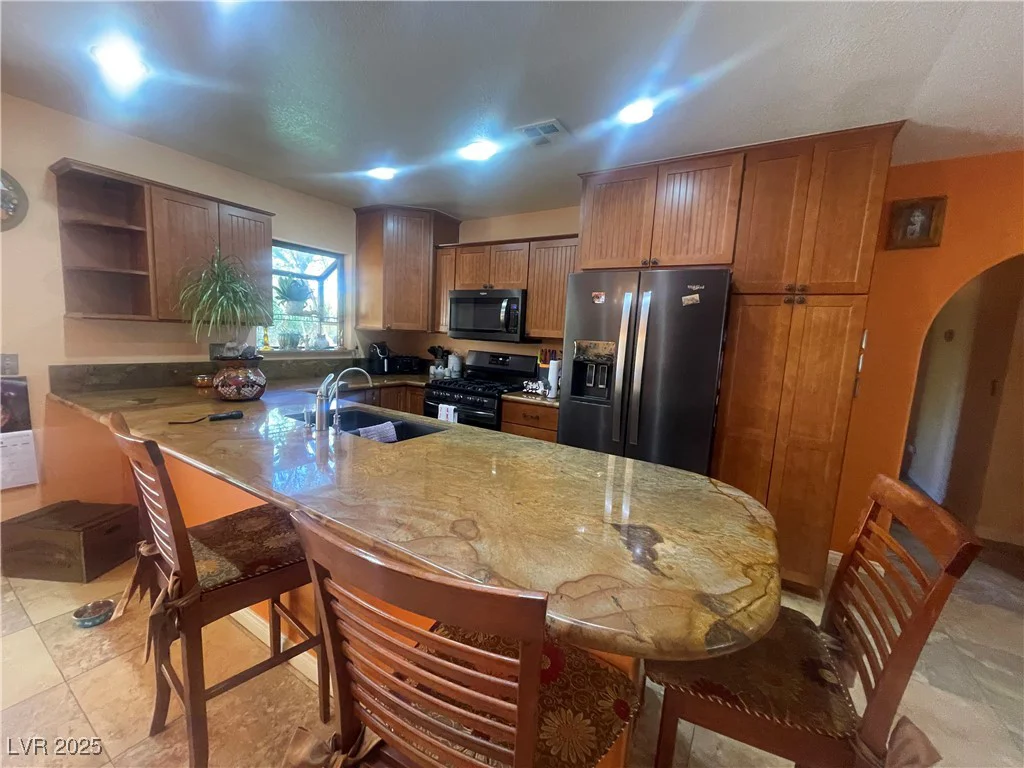 1621 Stoneybrook, Las Vegas, NV 89108
