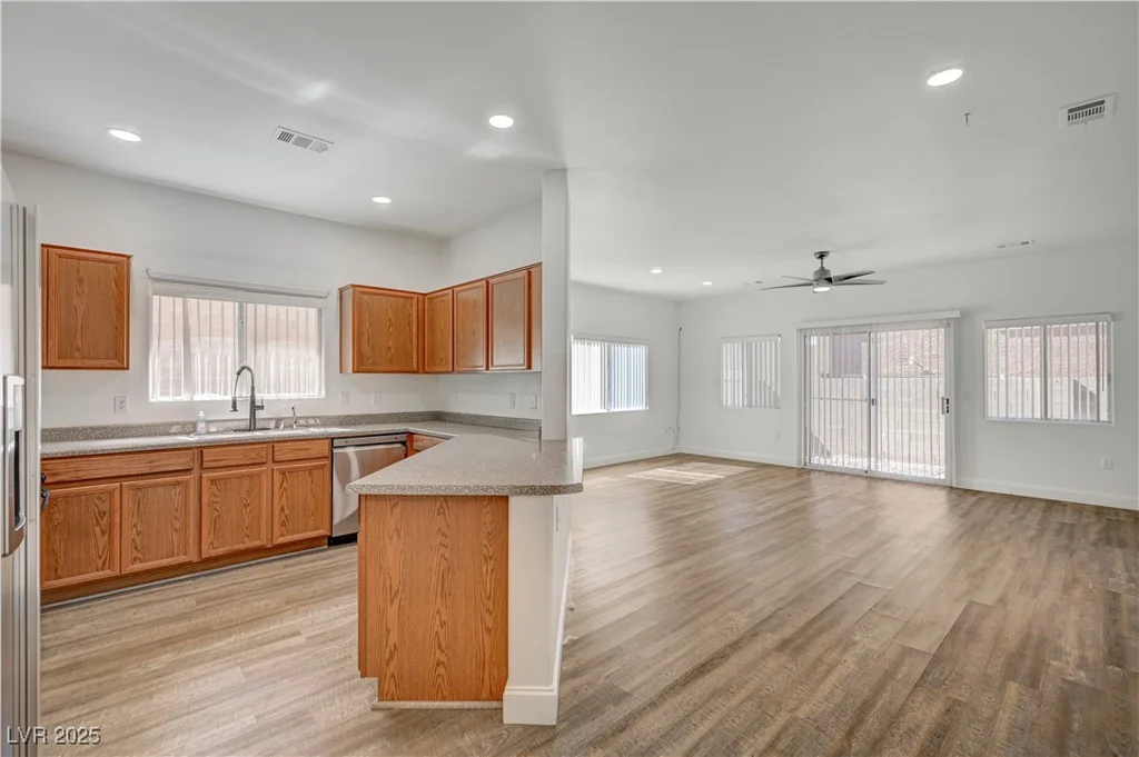 9303 Gilcrease, Las Vegas, NV 89149