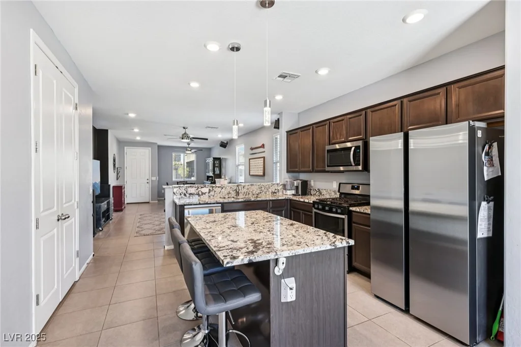 2552 Dollison, North Las Vegas, NV 89081