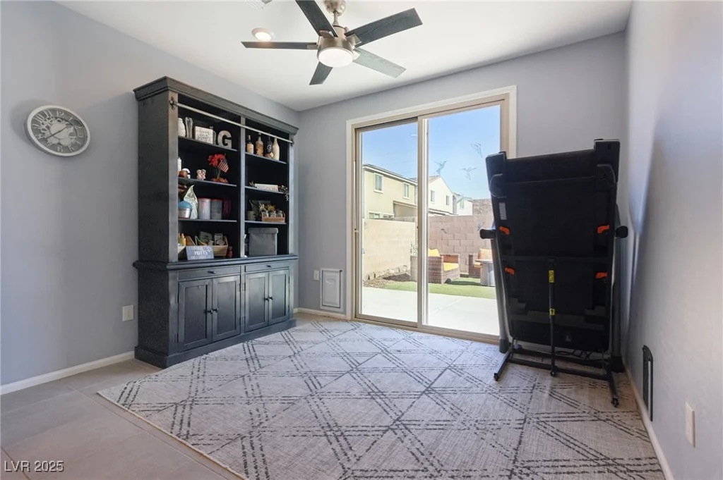 2552 Dollison, North Las Vegas, NV 89081