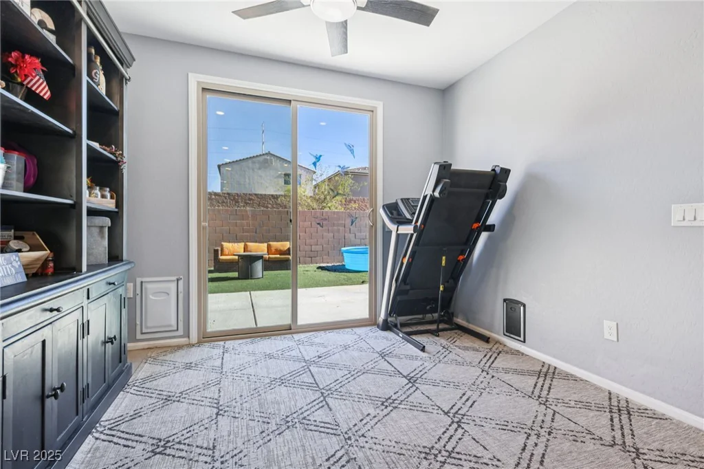 2552 Dollison, North Las Vegas, NV 89081