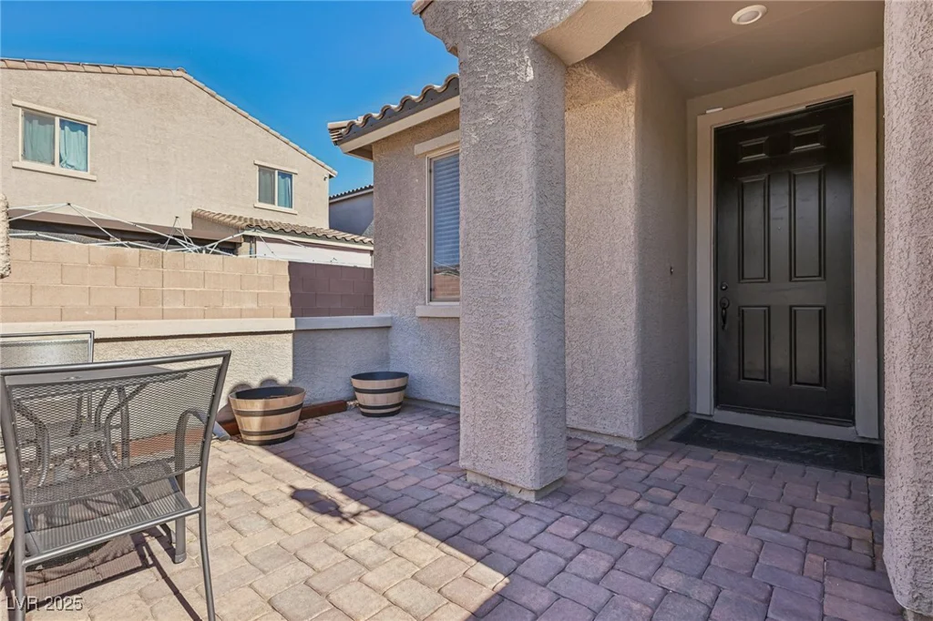 2552 Dollison, North Las Vegas, NV 89081