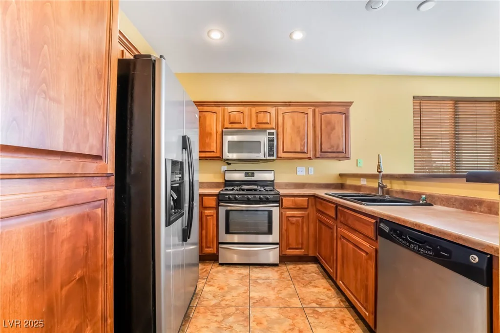 5197 Caprock Canyon, Las Vegas, NV 89139
