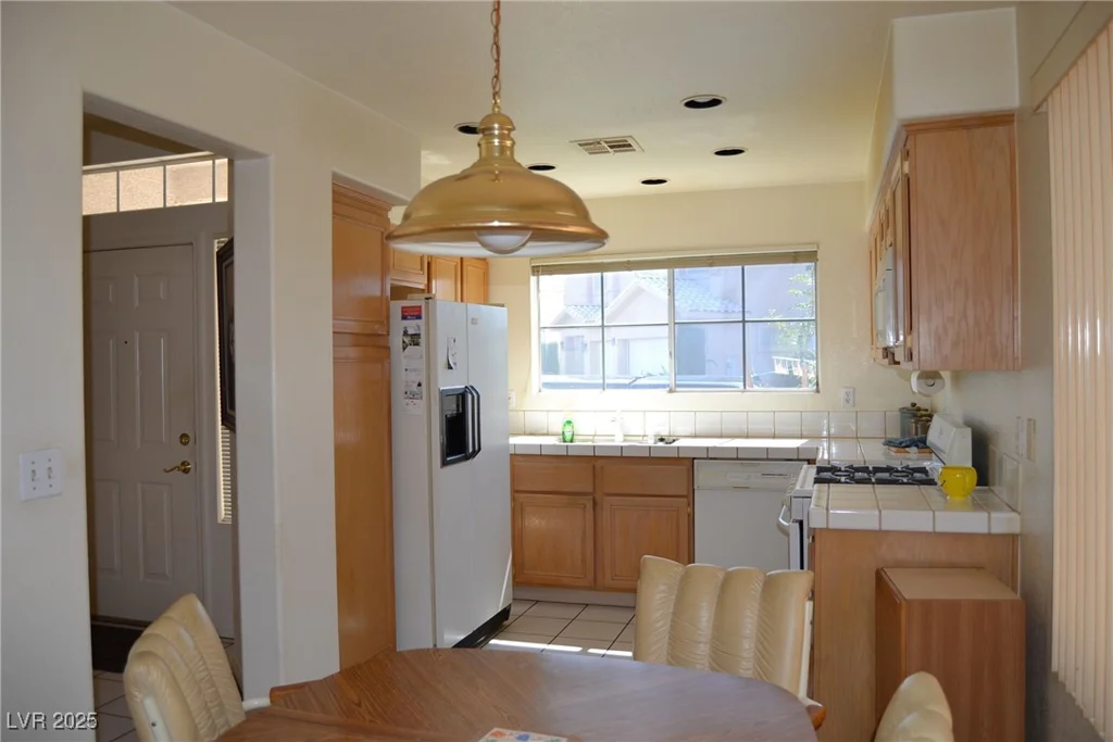 5144 Forest Oaks, Las Vegas, NV 89149