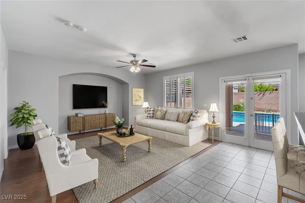 4832 Pounding Surf, Las Vegas, NV 89131