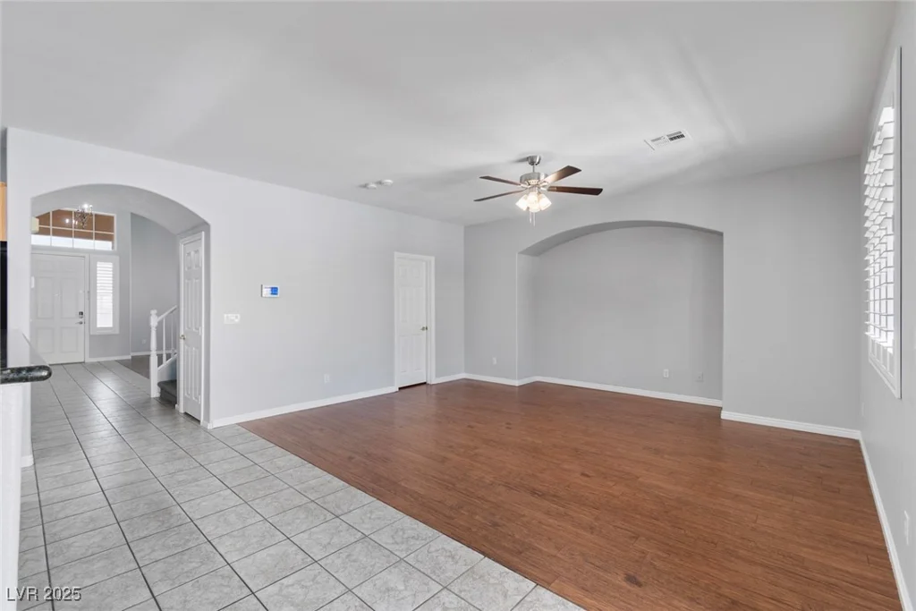 4832 Pounding Surf, Las Vegas, NV 89131