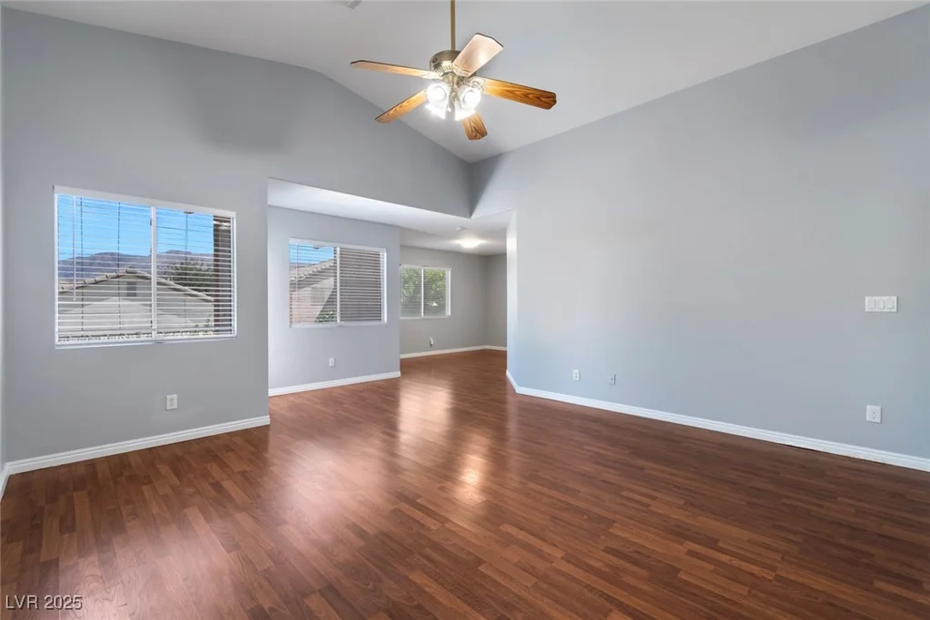 4832 Pounding Surf, Las Vegas, NV 89131