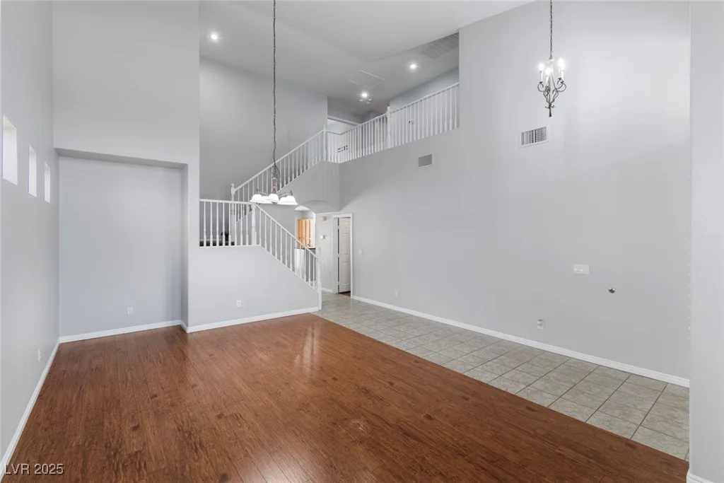 4832 Pounding Surf, Las Vegas, NV 89131