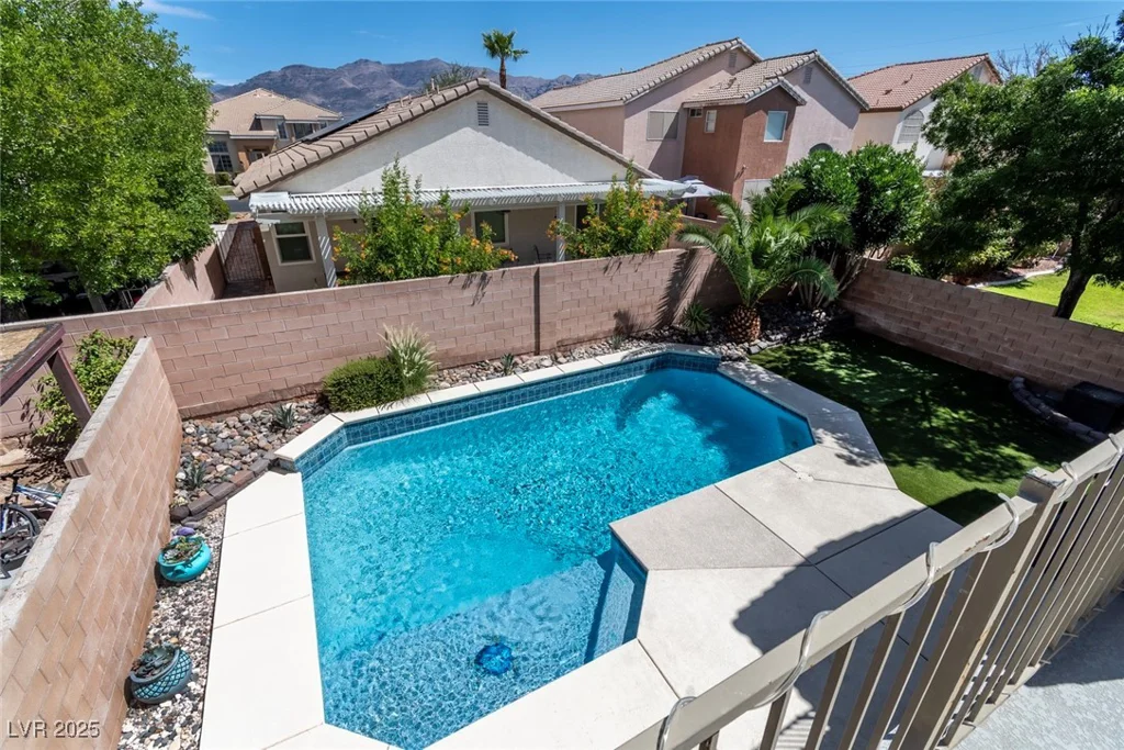 4832 Pounding Surf, Las Vegas, NV 89131
