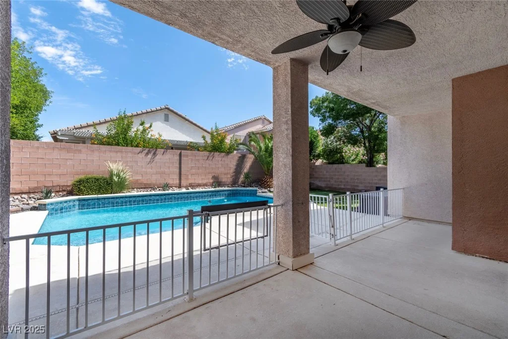 4832 Pounding Surf, Las Vegas, NV 89131