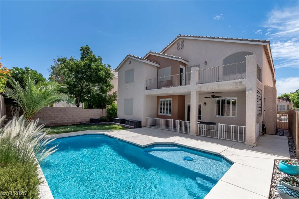 4832 Pounding Surf, Las Vegas, NV 89131