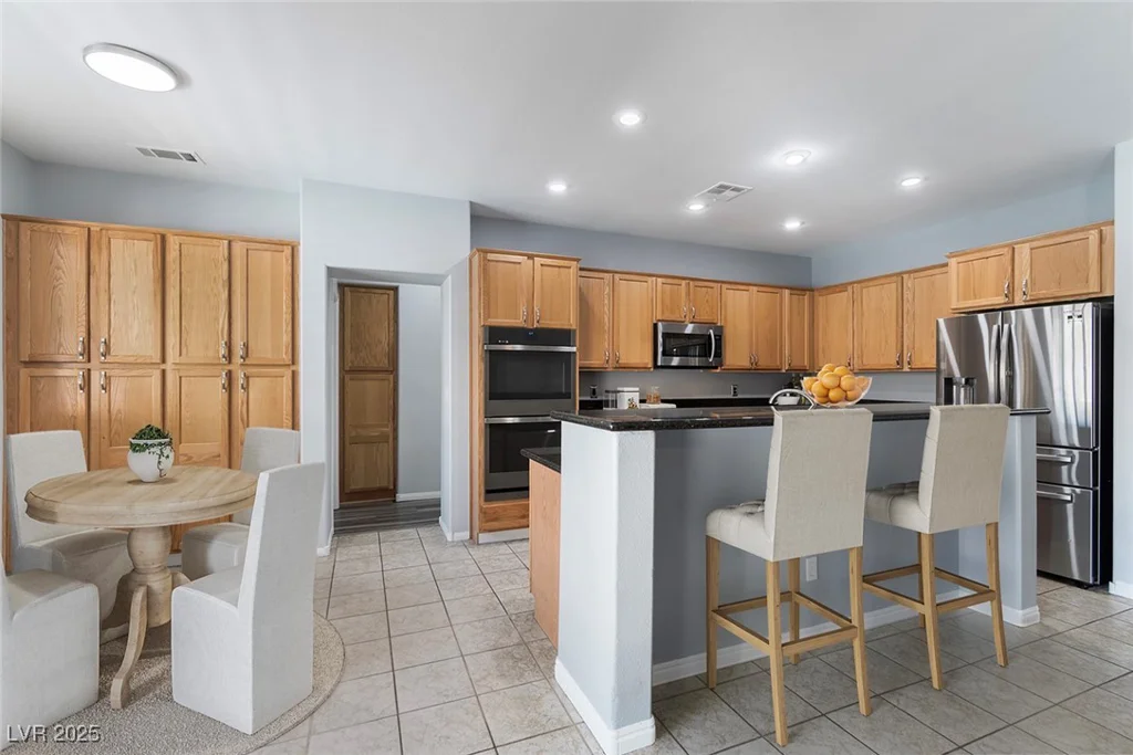 4832 Pounding Surf, Las Vegas, NV 89131