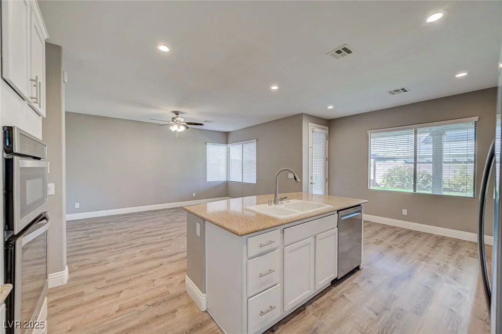 8108 Walnut Roast, Las Vegas, NV 89131