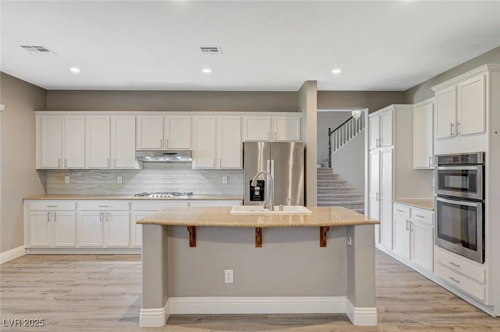 8108 Walnut Roast, Las Vegas, NV 89131