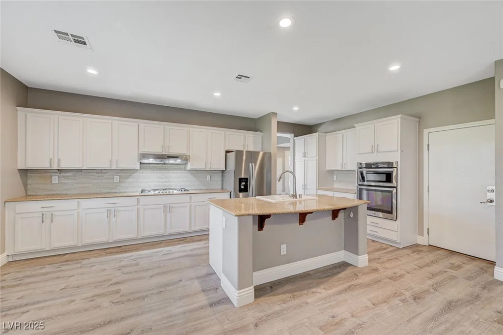 8108 Walnut Roast, Las Vegas, NV 89131