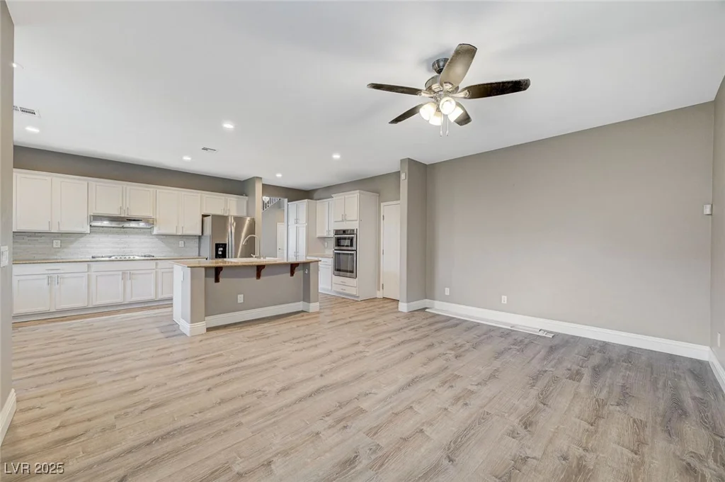 8108 Walnut Roast, Las Vegas, NV 89131