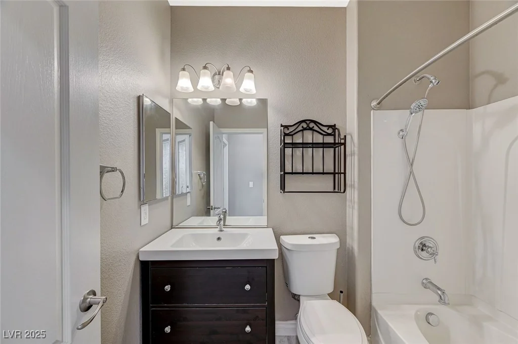 8108 Walnut Roast, Las Vegas, NV 89131