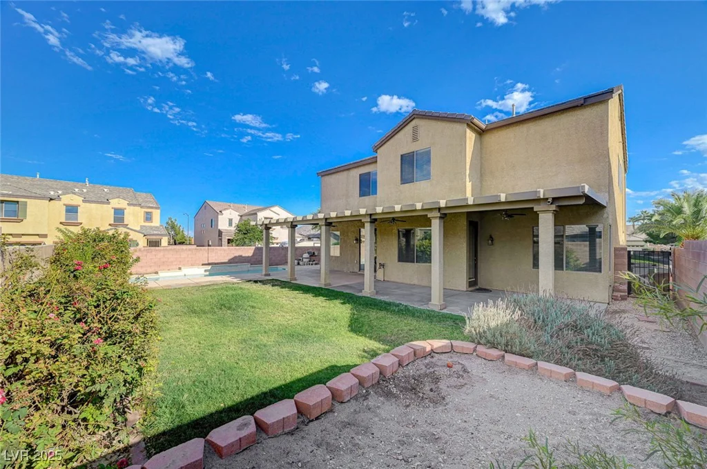 8108 Walnut Roast, Las Vegas, NV 89131