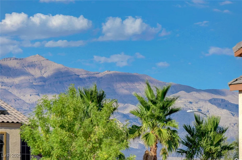 8108 Walnut Roast, Las Vegas, NV 89131