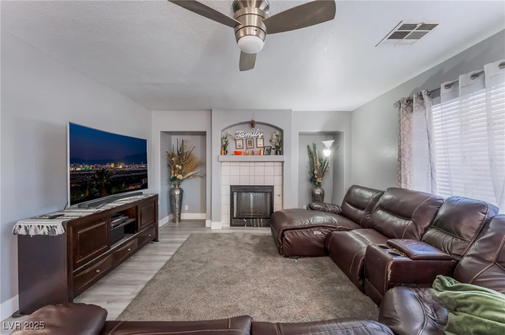 3830 Rose Canyon, North Las Vegas, NV 89032
