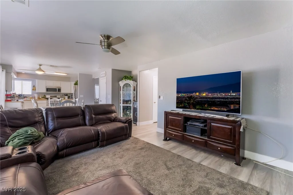 3830 Rose Canyon, North Las Vegas, NV 89032