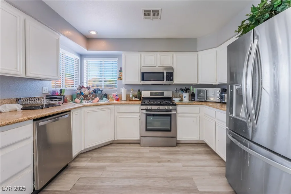 3830 Rose Canyon, North Las Vegas, NV 89032