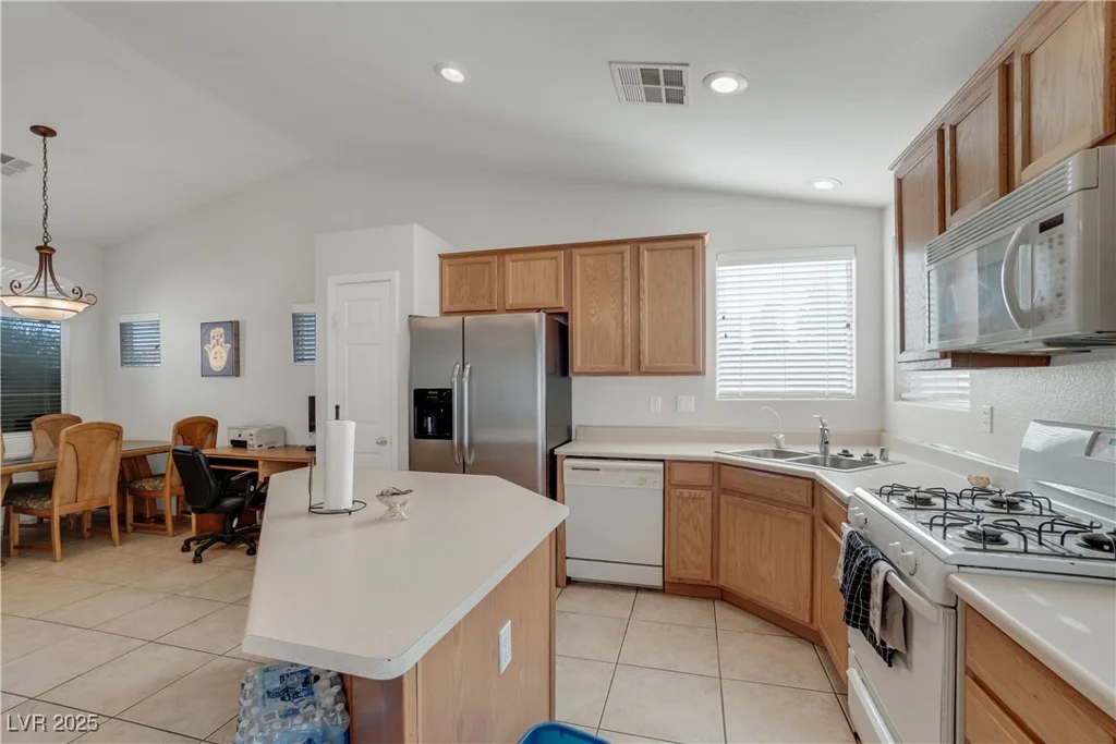3732 Discovery Creek, North Las Vegas, NV 89031