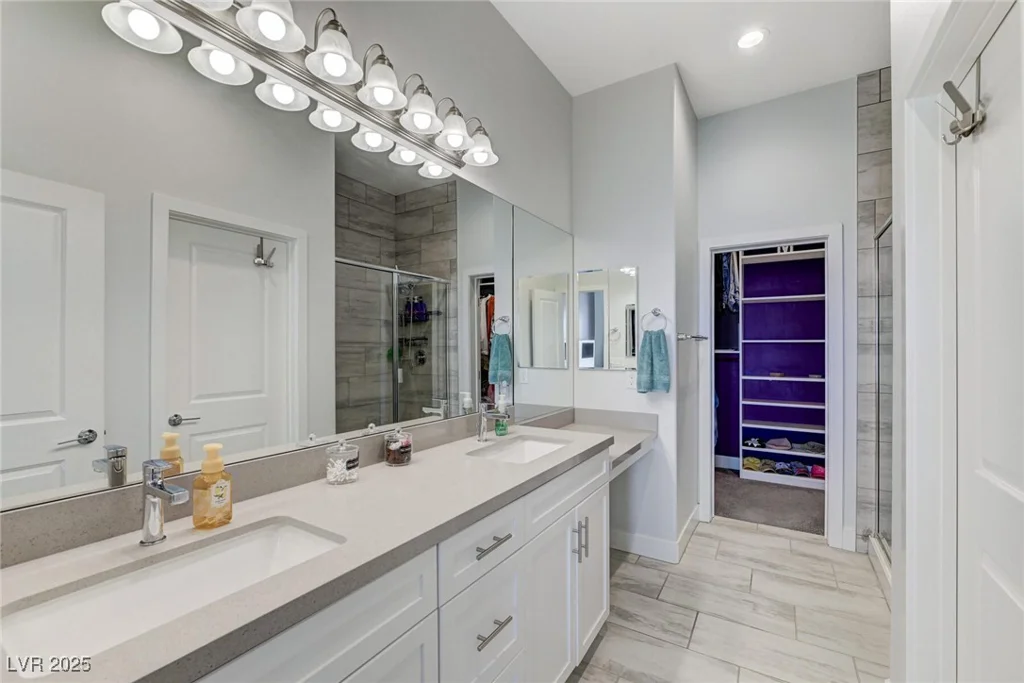 6430 Spring Jog, Las Vegas, NV 89166