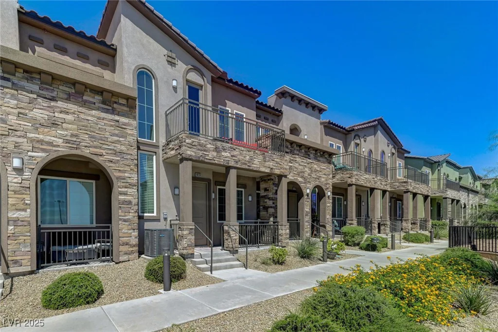 6430 Spring Jog, Las Vegas, NV 89166