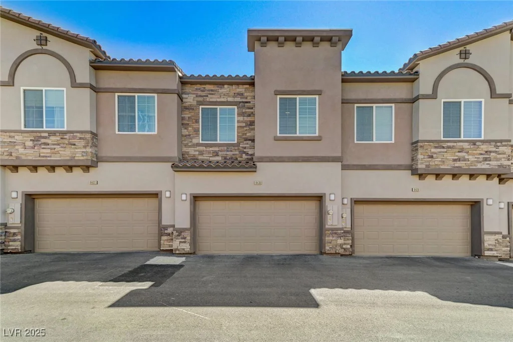 6430 Spring Jog, Las Vegas, NV 89166
