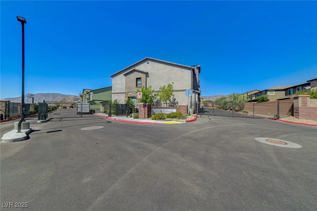6430 Spring Jog, Las Vegas, NV 89166